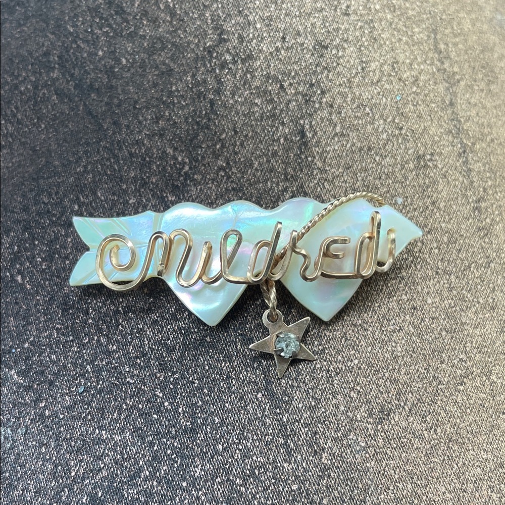 Memorial name  brooch Mildred